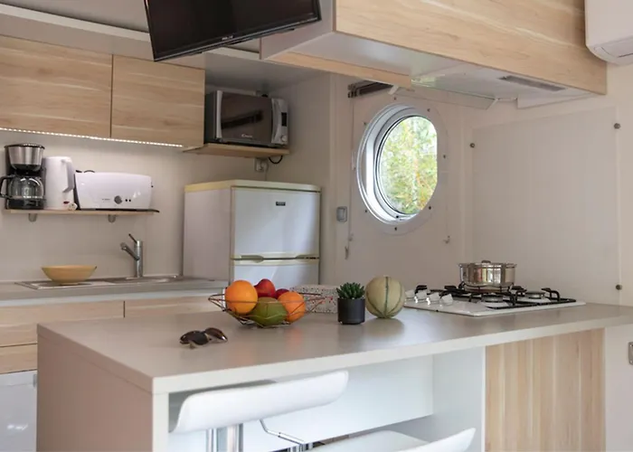 Robinson 4p 2bdrms Aircon Parque de Campismo *