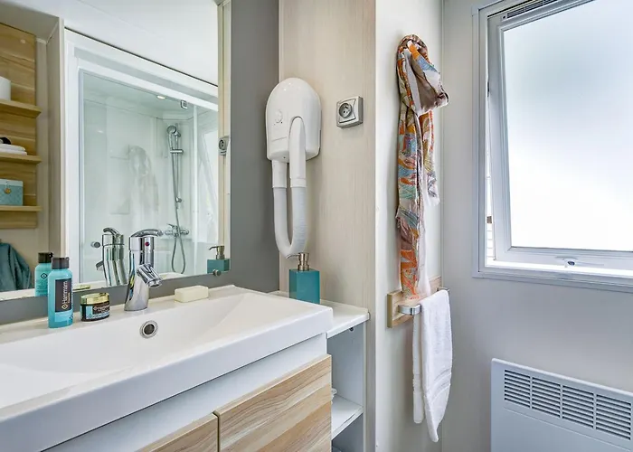 Parque de Campismo Robinson 4p 2bdrms Aircon *