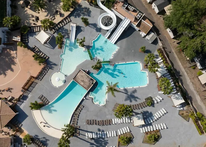 Robinson 4p 2bdrms Aircon Parque de Campismo